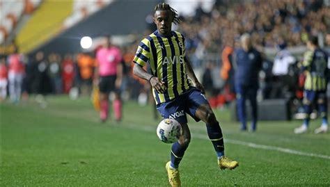Fenerbahçe Lincoln'ü Brezilya'da RB Bragantino'ya kiraladı - Son Dakika Haberleri